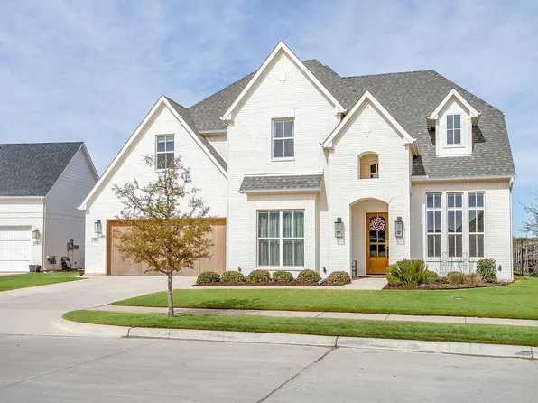 943 Highlands Ave, Aledo, TX 76008