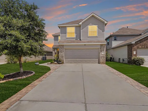 3611 Cannon Dr, Conroe, TX 77301