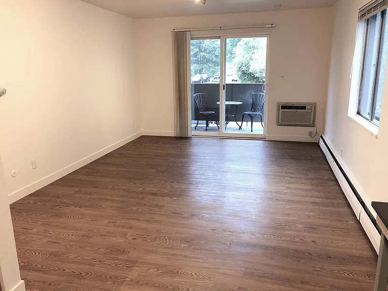 2939 Marine Street — Photo 57