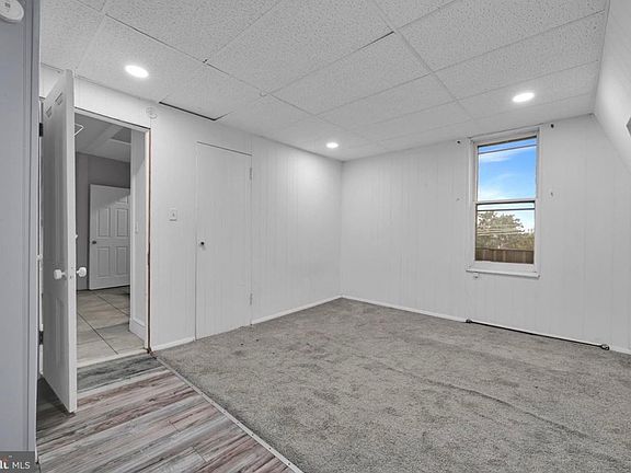 4th image of 643 N 3rd St APT 4