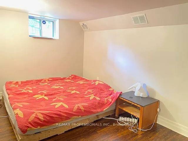 88 13th St — Photo 26