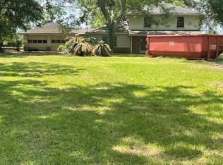 8811 E Fm 442 Rd, Boling, TX 77420