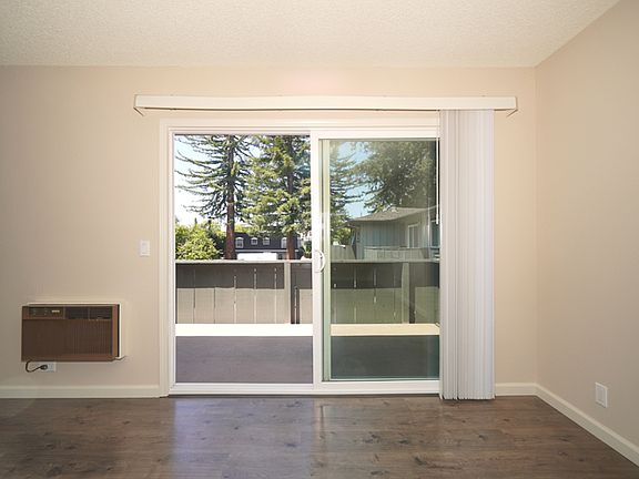 3rd image of 1256 Balboa Ct #10