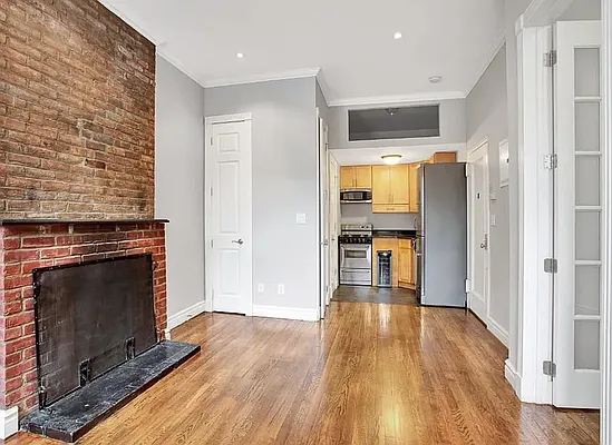 Rented by REAL New York | media 10