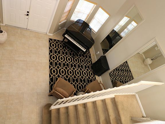 Home For Sale In Thoroughbred Lakes