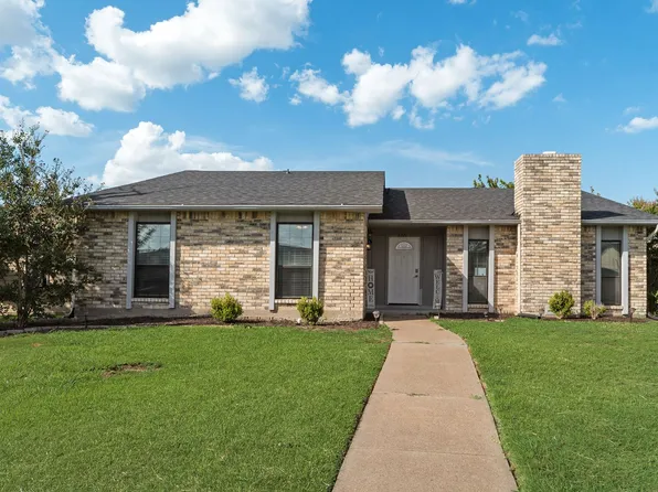 2221 Marble Falls Dr, Carrollton, TX 75007