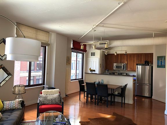 4th image of 1201 N Garfield St APT 409