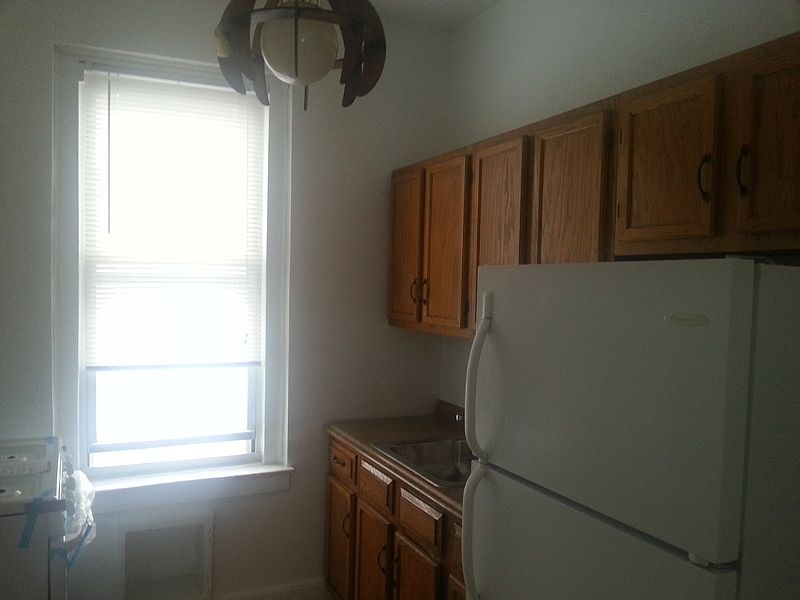 1st image of 1001 President St APT J3