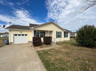 319 Chesire Way, Oak Grove, KY 42262