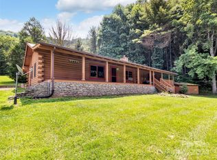 108 Mallard Trl, Clyde, NC 28721