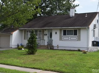 1 Farrell Ave, Colonia, NJ 07067