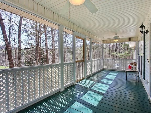 4th image of 336 Eagle Nest Dr
