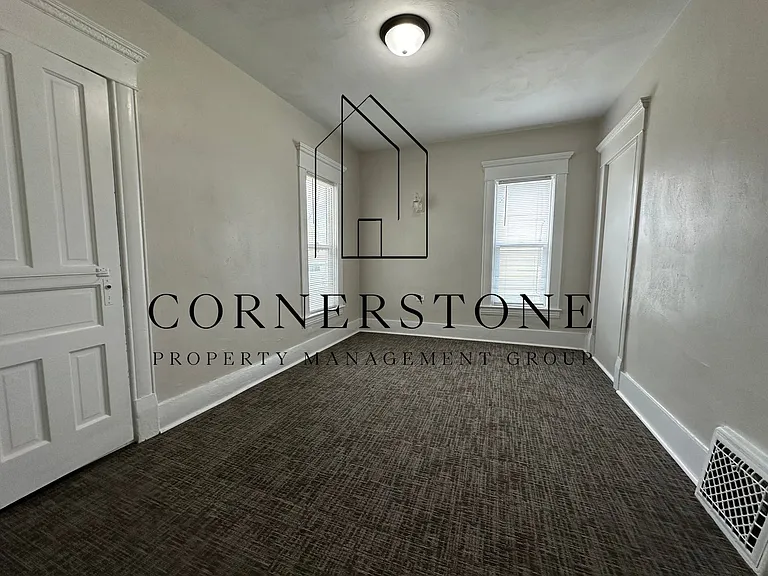 207 K St — Photo 3