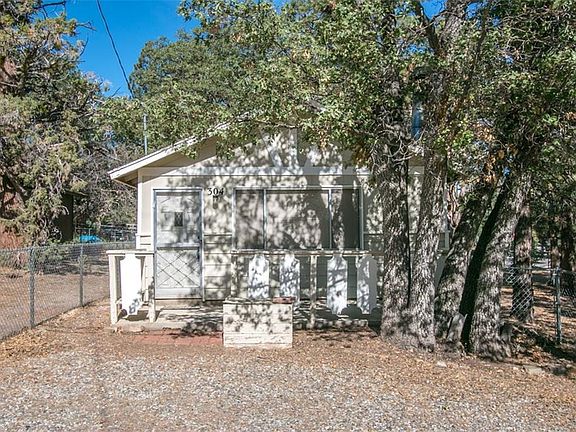 3rd image of 304 Kern Ave