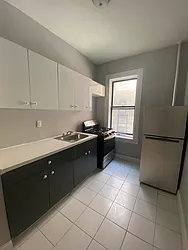 Rented by City Prime Commercial Realty 