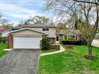 734 Barberry Rd, Highland Park, IL, 60035
