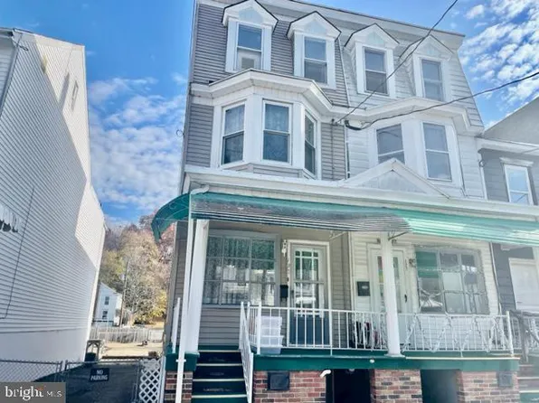 123 N Locust St, Mount Carmel, PA 17851