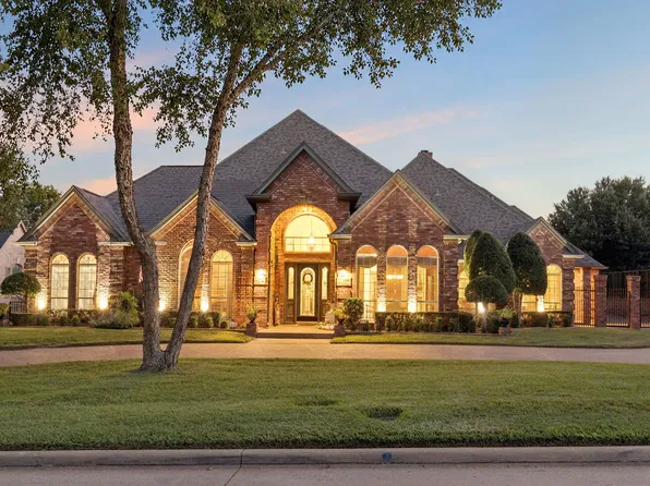 2401 Norwalk Dr, Colleyville, TX 76034