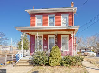 21 Center Ave, Westville, NJ 08093