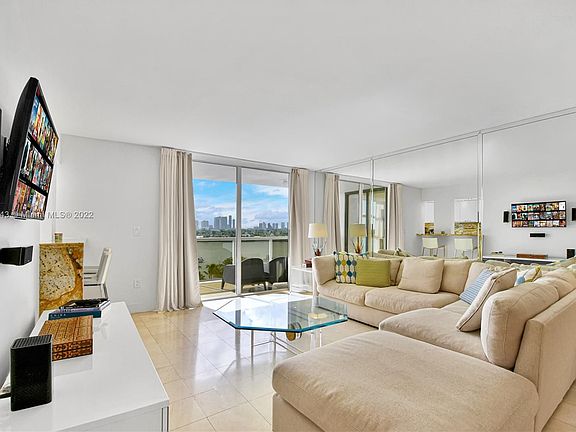 4th image of 9 Island Ave APT 804