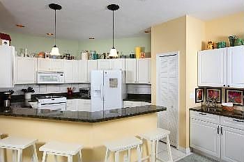 4th image of 1852 Granada Dr