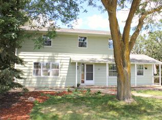 49 N Knoll Dr, Sioux Falls, SD 57110