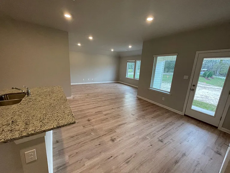 44007 Covington Rdg — Photo 12