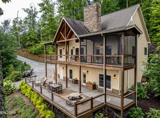 612 Bear Den Rd, Townsend, TN 37882