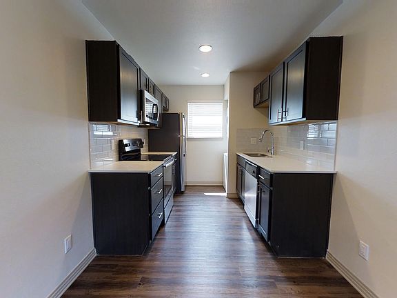 3rd image of 4627 Munger Ave APT 102