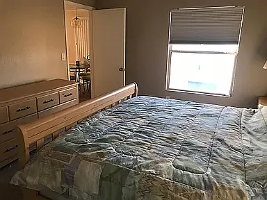 Master Bedroom King size bed furnished or unfurnished