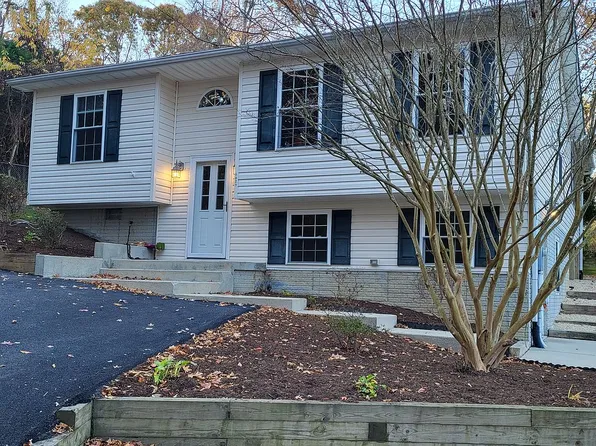 6029 Maple Rd, Saint Leonard, MD 20685