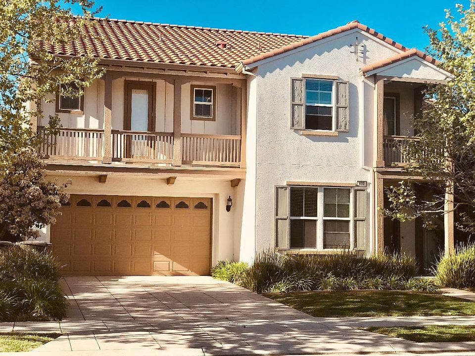 1st image of 623 W Pasadena Ave