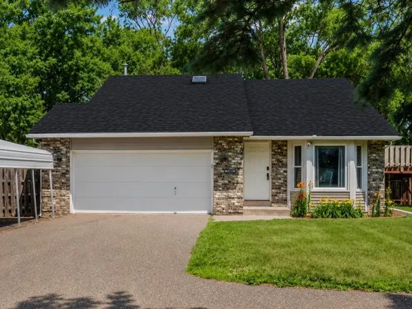 1065 89th Ave NE, Blaine, MN 55434