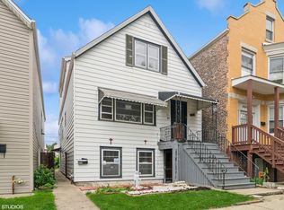 3033 W 40th Pl, Chicago, IL 60632