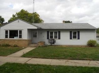 3718 53rd St, Kenosha, WI 53144