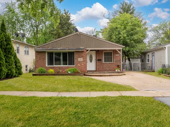 488 Ann St, West Chicago, IL 60185