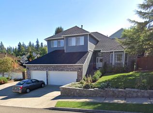 11247 SE Highland Loop, Clackamas, OR 97015