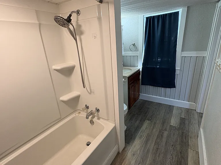 602 E Danaher St #1 — Photo 8