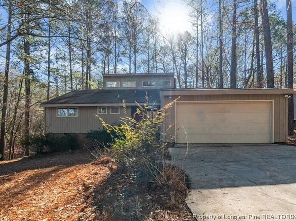 1365 Maryland Ct, Sanford, NC 27332