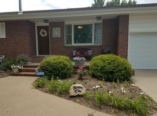 1224 N Ash St, Russell, KS 67665