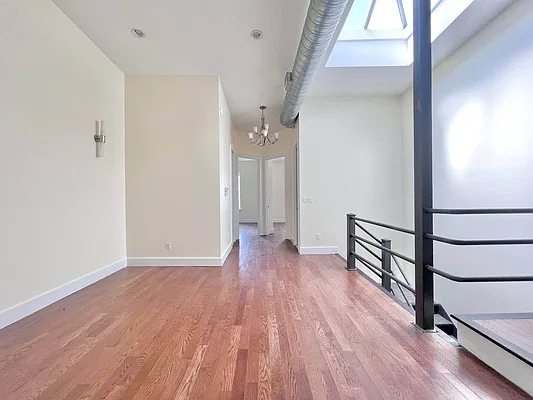 Rented by Doorway NYC, LLC | media 12