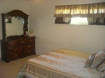3rd image of 7942 Nancy Ct