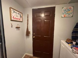 1864 Bandy Rd, Cedar Bluff, VA 24609