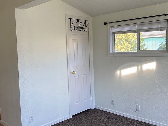 5th image of 1827 1/2 Cooper St