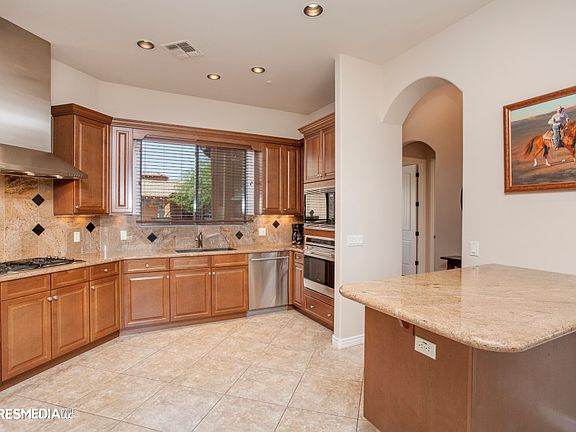 2nd image of 11604 N 134th St