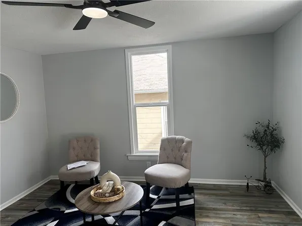 826 S Cottage St, Independence, MO 64050