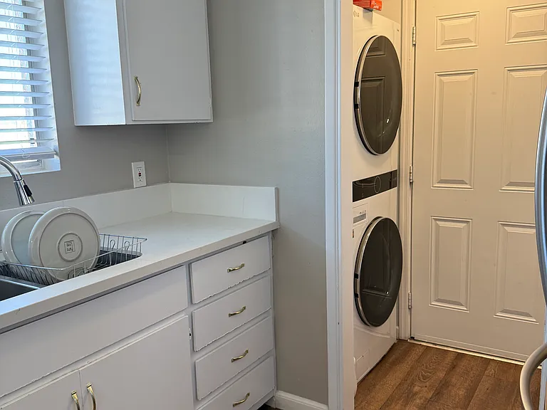3134 W Dailey St — Photo 3