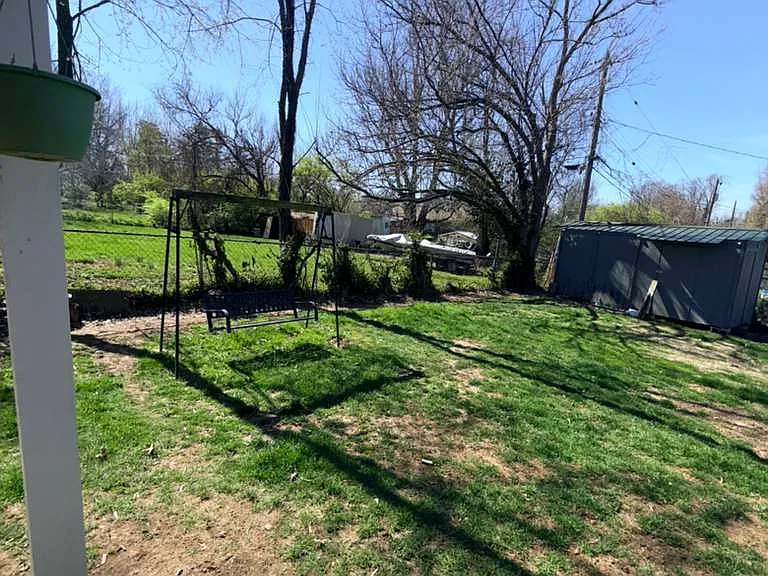 1913 Radcliffe Ct — Photo 23