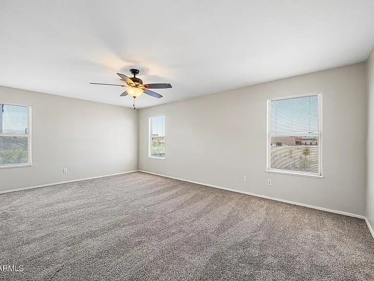210 E Jasper Ct — Photo 14
