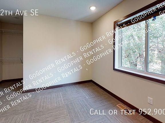 5th image of 805 12th Ave SE